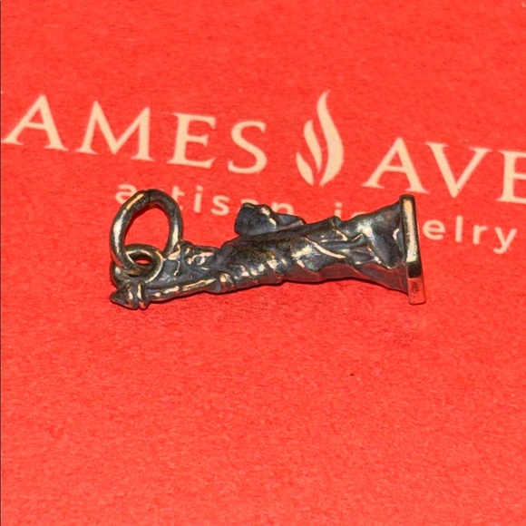Retired James Avery Statue of Liberty Sterling Silver Charm new never worn! - Picture 5 of 5